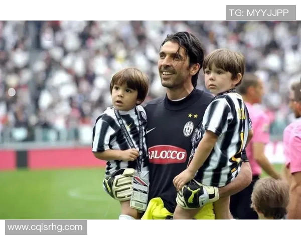 足球明星背后的故事：探寻他们父亲的名字与影响