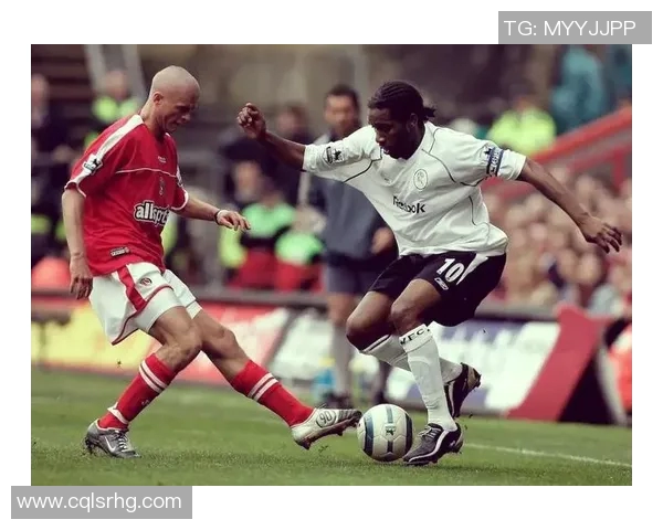 足球明星的独特耍球技巧揭秘助你提升球技与场上表现